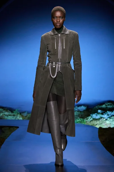 Look 62